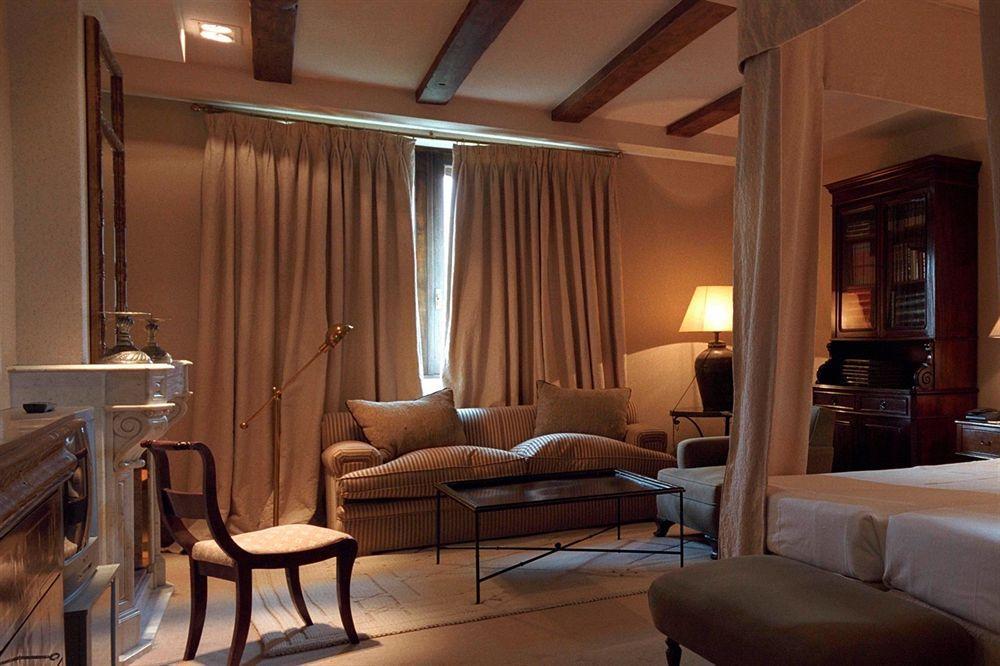 Landa Hotel Burgo Værelse billede A room at the Hotel de la Villa d'Este